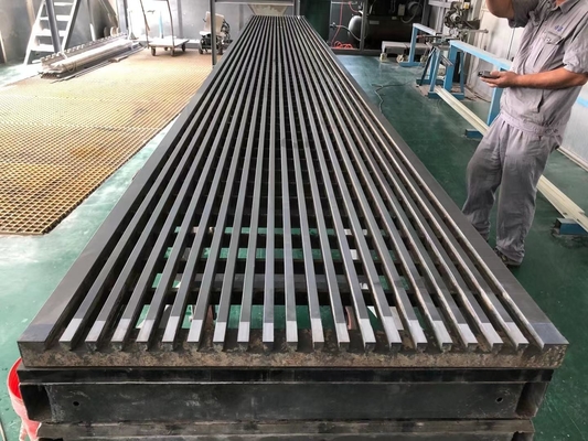 98-99,50% Contenido de alumina Elementos de deshidratación personalizados para la producción de la industria del papel